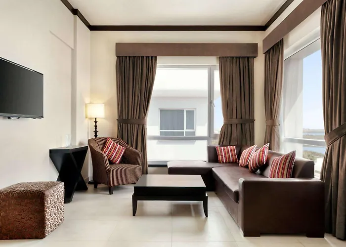 Golf hotel: Ramada By Wyndham Karachi Creek
