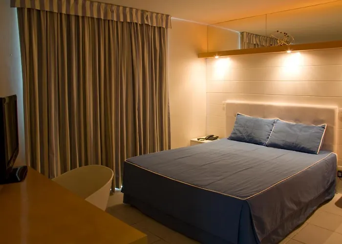 Resort: Promenade Paradiso All Suites