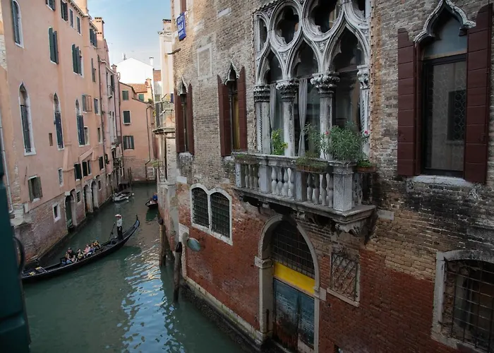 Apartment: Appartamenti Venezia