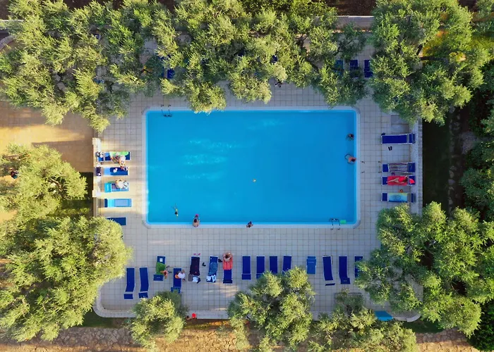 Hotel Con Piscina Villaggio San Matteo
