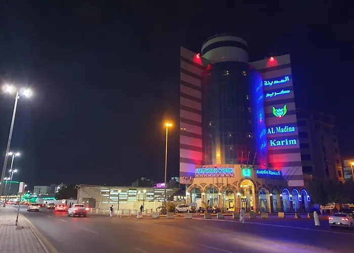 Hotel with view: Al Madina Kareem Hotel