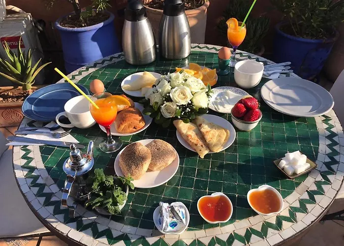 Resort: Riad Johnboy