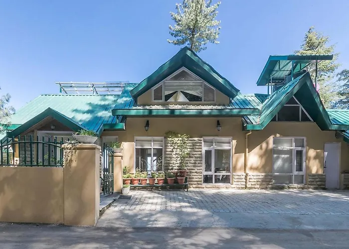 Private villas Stayvista At The Corner House - Pet Friendly