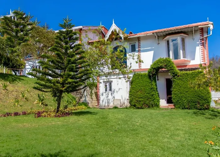 Villa: Pine View Stay Ooty