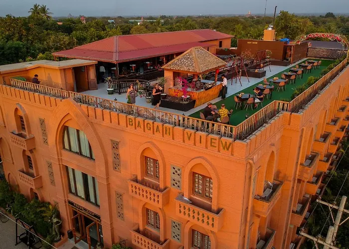 Hotel with view: Bagan View Hotel