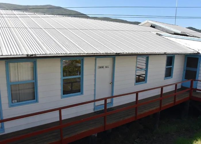 Vacation home: Zachar Bay Lodge