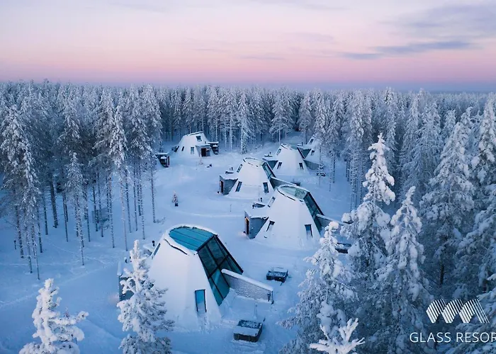  Glass Resort