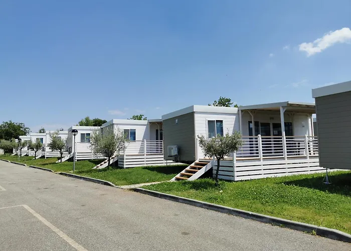 Hotel with Tennis: The Garda Village